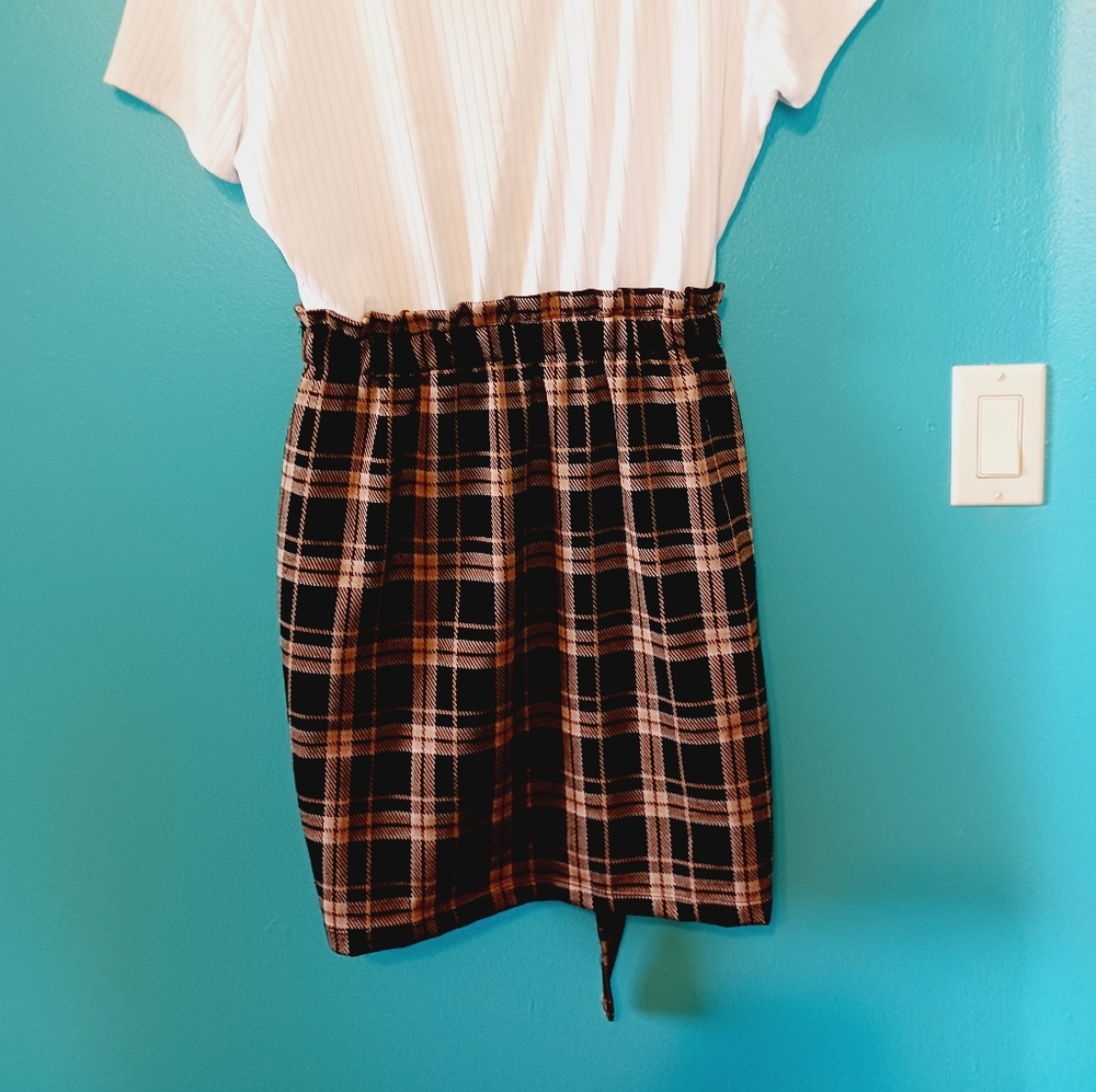 Dress - Picture 4 of 4